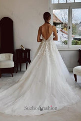 White Beach Wedding Dress Spaghetti Strap Sleeveless Beaded Cathedral Train Lace Long Tulle Bridal Gown