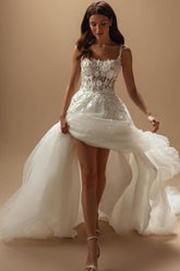 White Beach Wedding Dress Square Spaghetti Strap A Line Sleeveless Court Train Tulle Bridal Gown With Appliques