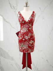 White Floral Embroidered Deep V-Neck Homecoming Dress with Oversized Bow Train