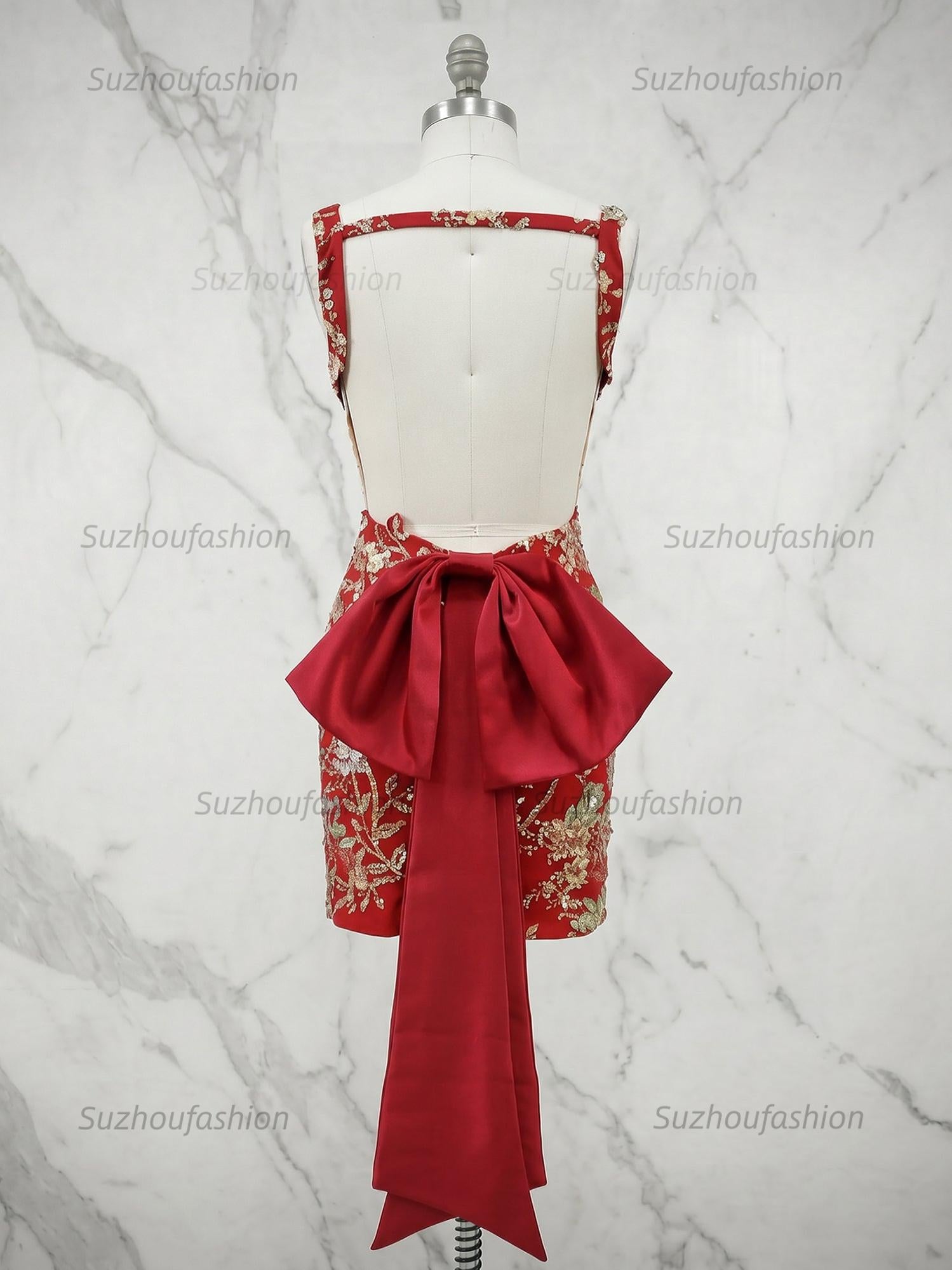 White Floral Embroidered Deep V-Neck Homecoming Dress with Oversized Bow Train