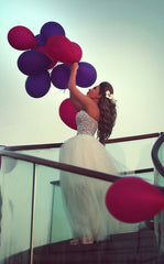 White Sweetheart Tulle Beach Beach Wedding Dress Cute Ball Gown Latest Summer Bridal Gowns with Beadings