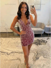 White V Neck Pearl Embellished Short Homecoming Dress