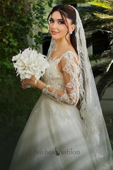 White Wedding Dress A Line Sweetheart Long Sleeves Long Tulle Bridal Gown With Appliques