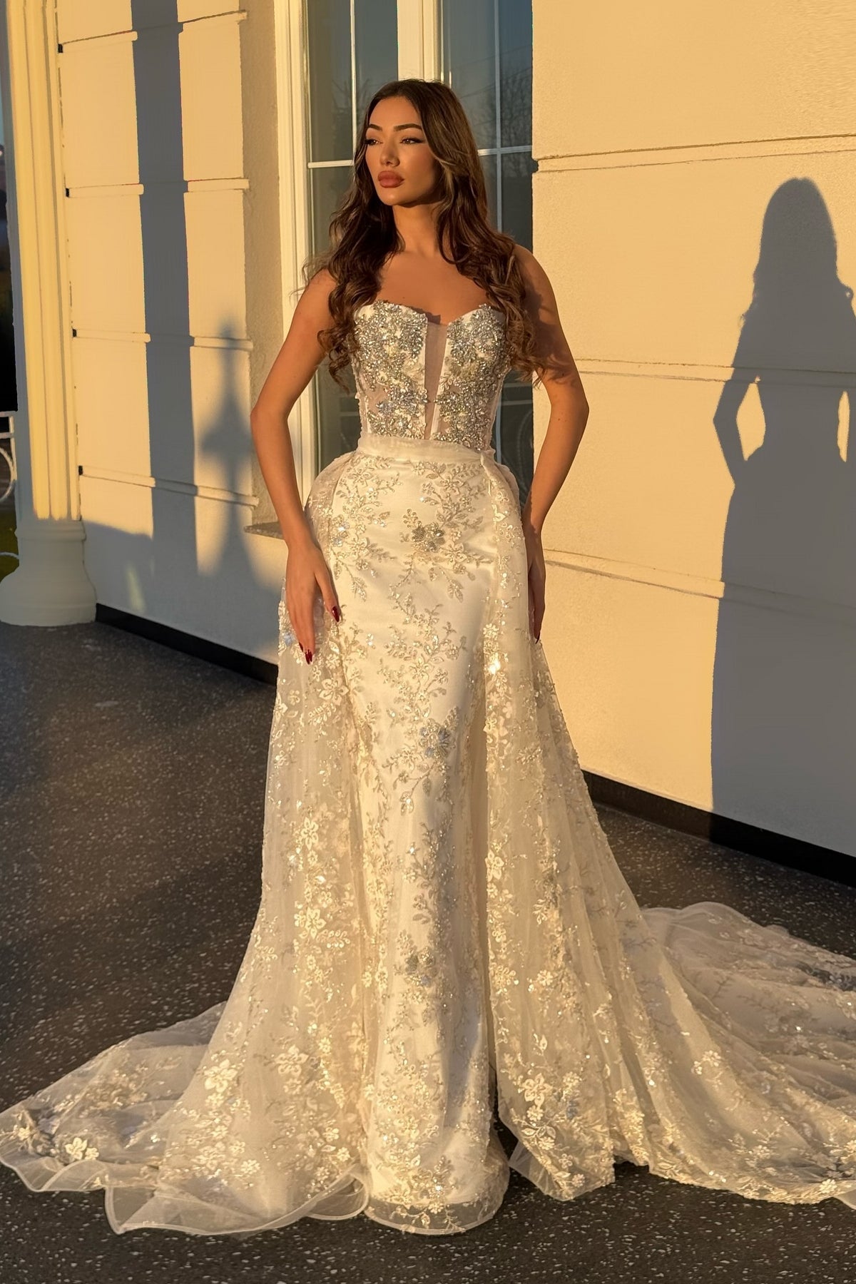White Wedding Dress Column Strapless Beaded Sequined Sleeveless Panel Train Lace Bridal Gown With Rhinestone