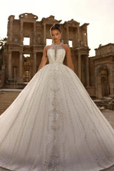 White Wedding Dress Halter A Line Sleeveless Sequined Lace Ball Gown Long Tulle Bridal Gown With Appliques