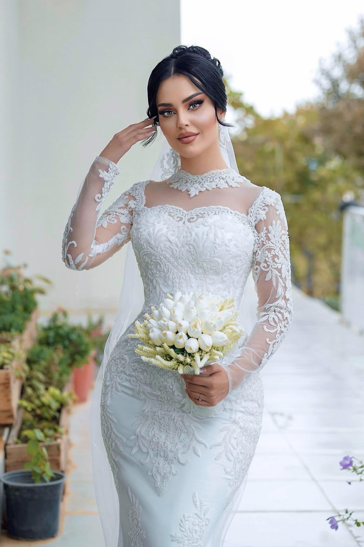 White Wedding Dress Mermaid High Neck Lace Long Sleeves Sequined Tulle Bridal Gown With Appliques