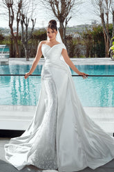White Wedding Dress Mermaid Sweetheart One Shoulder Sleeveless Sequined Lace Panel Train Satin Bridal Gown With Appliques