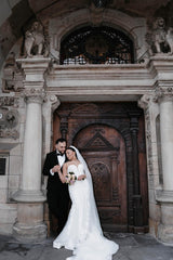 White Wedding Dress Mermaid Sweetheart Spaghetti Straps Sleeveless Beaded Sweep Train Tulle Bridal Gown