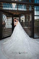 White Wedding Dress Sweetheart Beaded Illusion Sleeves Sequined Ball Gown Long Tulle Bridal Gown With Pearls And Appliques