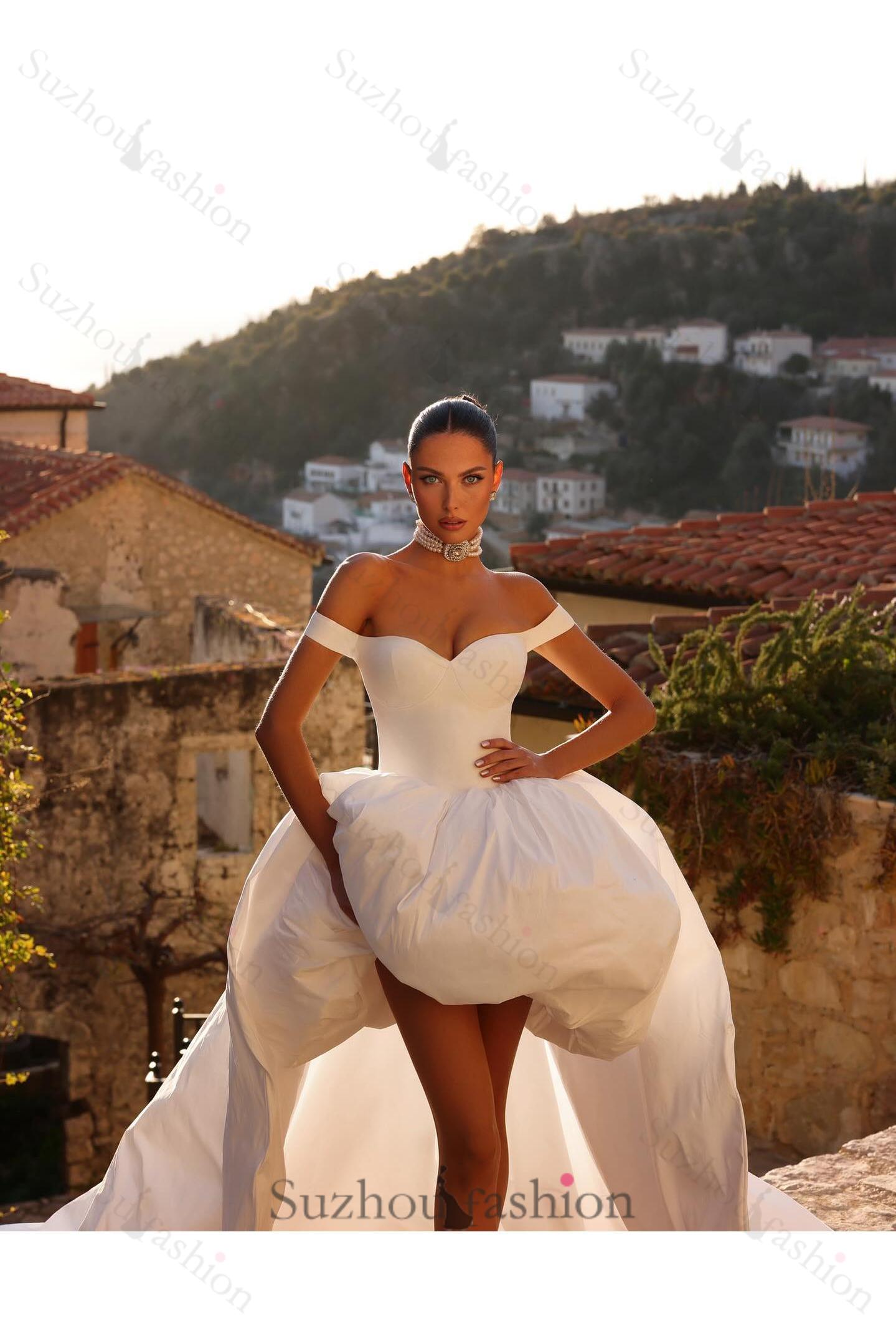 A Line High Low Beach Wedding Dress Red Off the Shoulder Bridal Gown