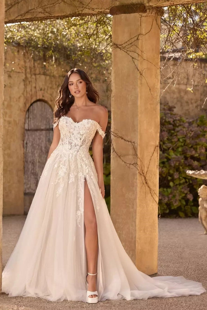 A Line Lace Sweetheart Sleeveless White Wedding Dress Long Bridal Gown –  suzhoufashion