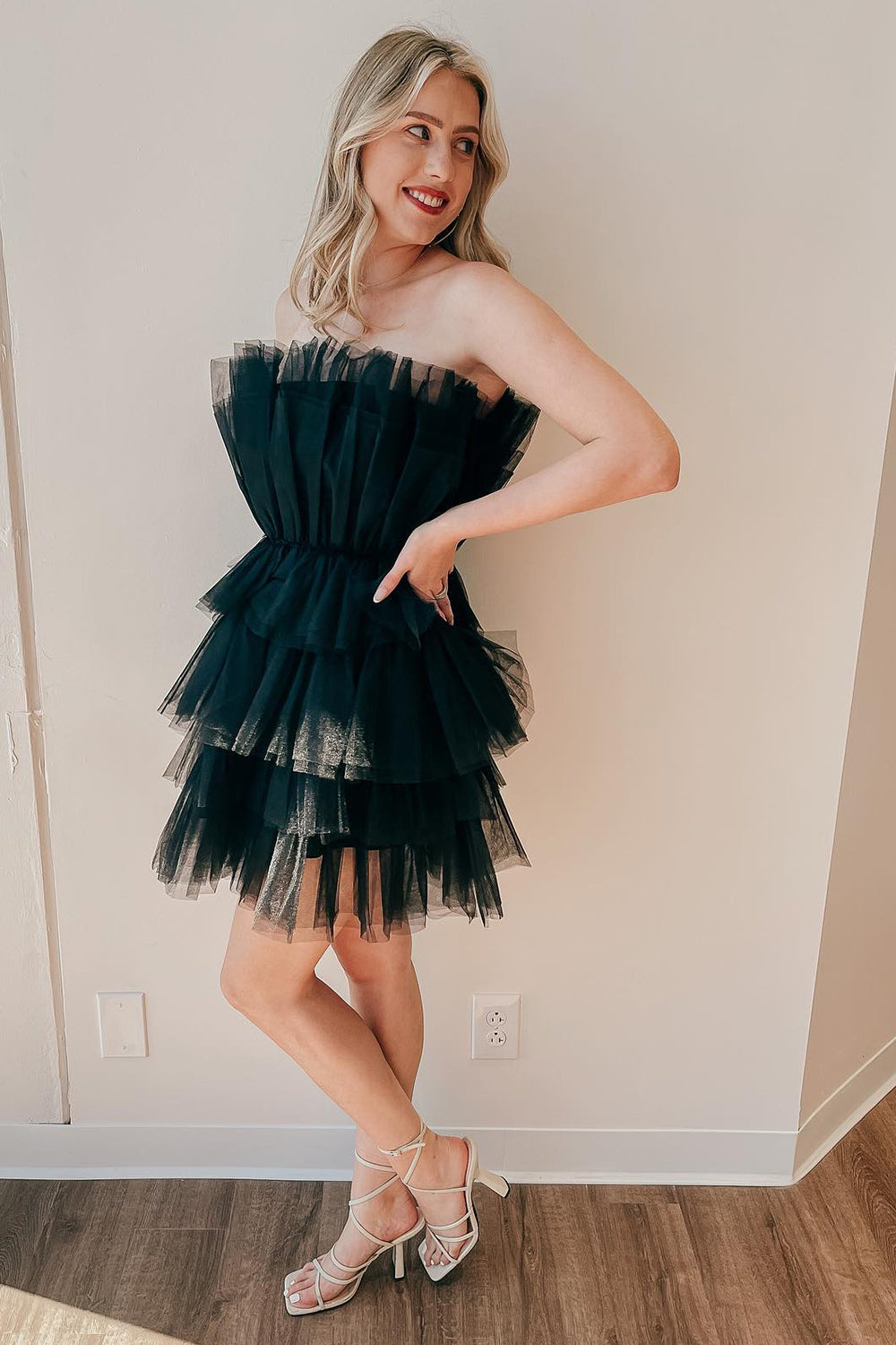 A-Line Light Blue Homecoming Dresses Strapless Tiered Tulle Short Cocktail Dresses