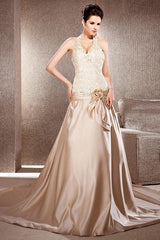 A Line Wedding Dress V Neck Lace Satin Sleeveless Bridal Gowns with Chapel Train