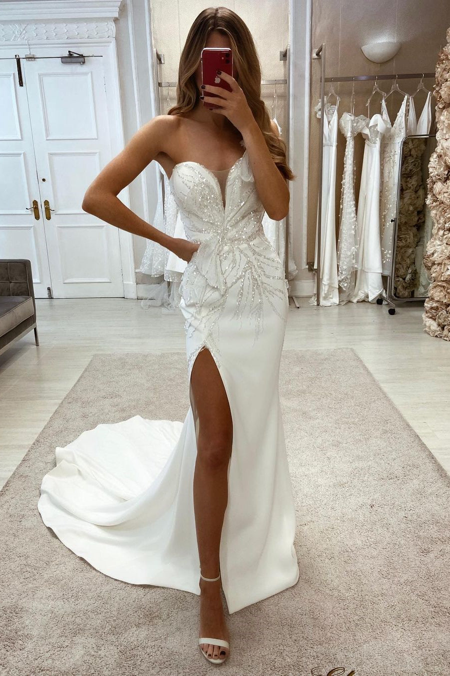 Amazing Sweetheart Sleeveless Sequined Lace Bridal Dresses With Slit