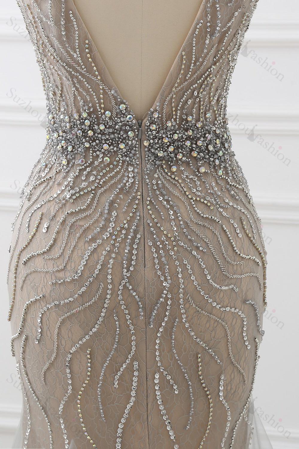 Amazing Tulle Sleeveless V Neck Evening Formal Dress Mermaid With Beading