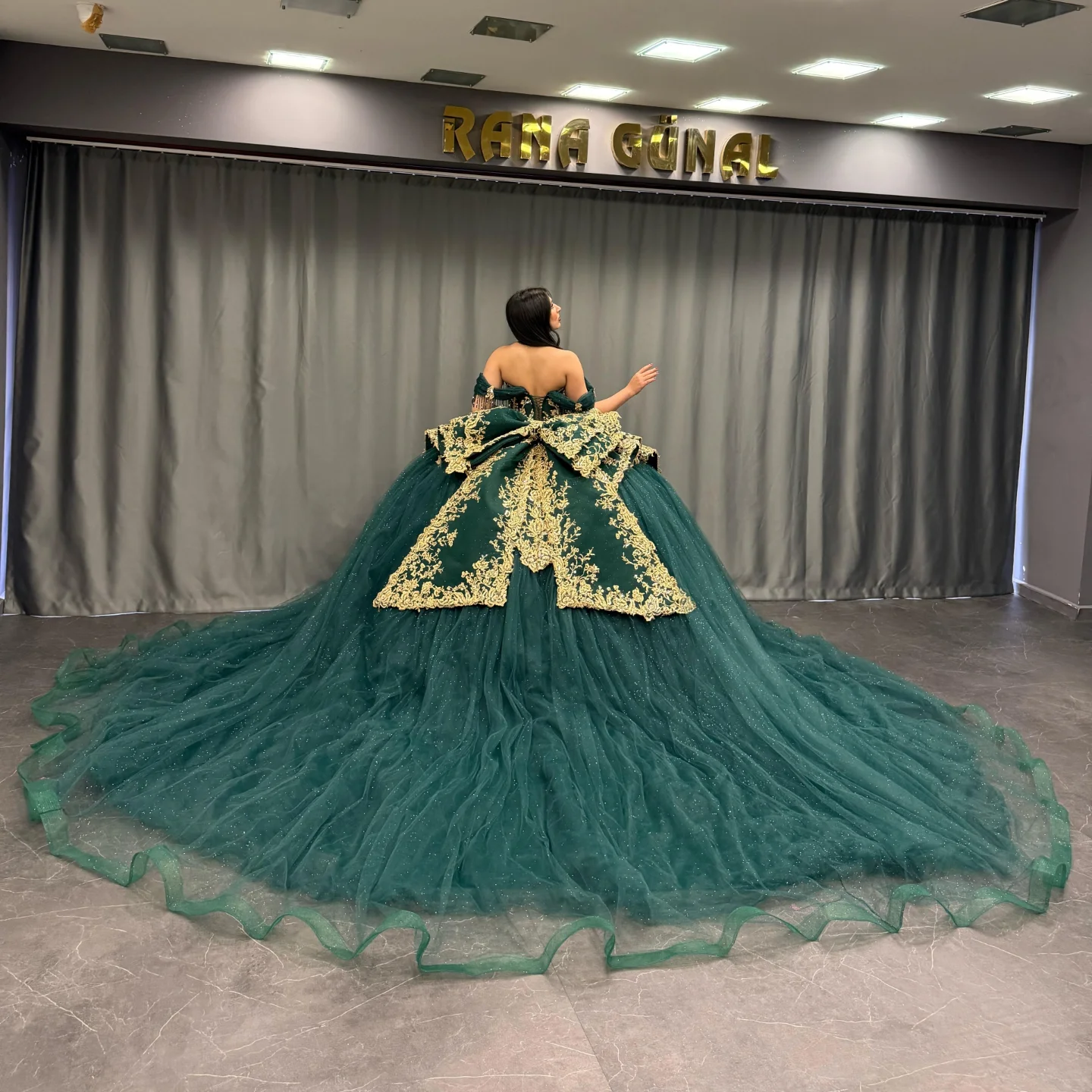 Ball Gown Off Shoulder Sleeveless Pleated Gold Sequins Beaded Crystal Glitter Dark Green Tulle Quinceanera Dress Closet Big Bow Knot Birthday Party Dress For Sweet 16
