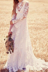 Beach A-Line Jewel Beach Wedding Dress Lace Long Sleeve Bridal Gowns with Sweep Train