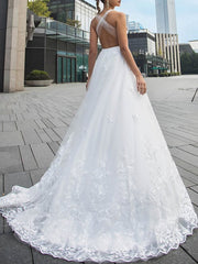 Beach A-Line Wedding Dress V-Neck Lace Tulle Sleeveless Sexy Backless Bridal Gowns with Sweep Train