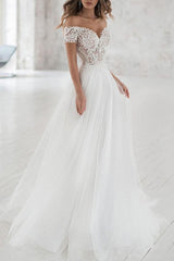 Beach Boho A-Line Wedding Dress Off Shoulder Lace Tulle Short Sleeve Sexy See-Through Bridal Gowns with Sweep Train