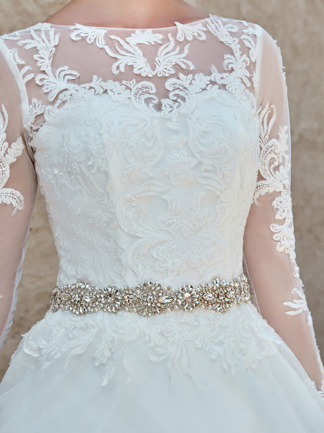 Beautiful Ball Gown Wedding Dress Bateau Lace Tulle Long Sleeves Bridal Gowns with Chapel Train