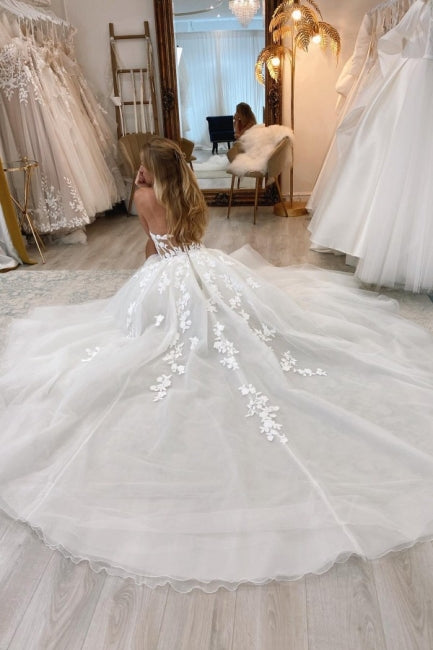 Beautiful Long A-line Sleeveless Split Bridal Gowns With Lace