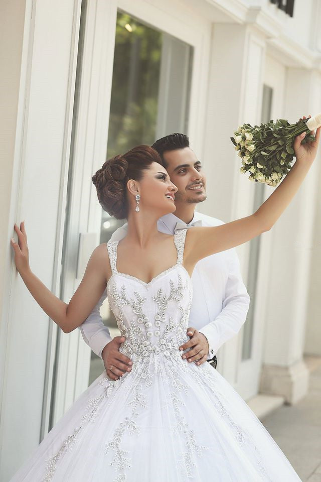 Beautiful Spaghetti Strap Crystal Ball Gown Wedding Dress New Arrival Lace Elegant Bridal Gowns | Suzhoufashion Beautiful Spaghetti Strap Crystal Ball Gown Wedding Dress New Arrival Lace Elegant Bridal Gowns | Suzhoufashion