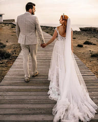 Beautiful Sweetheart Illusion Empire Beach Wedding Dress with Lace