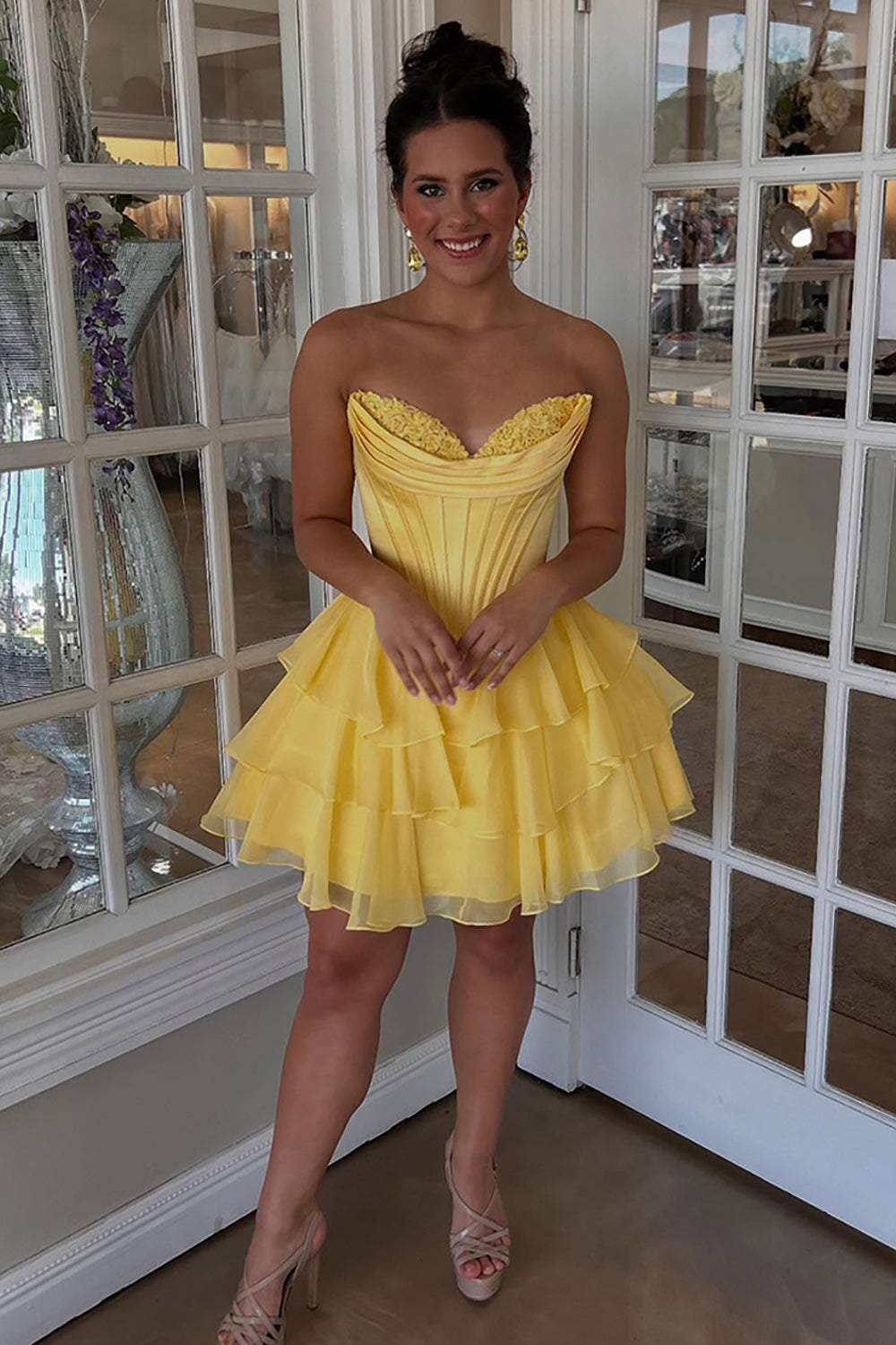 Black Corset A Line Homecoming Dresses Short Cocktail Dresses With Ruffles