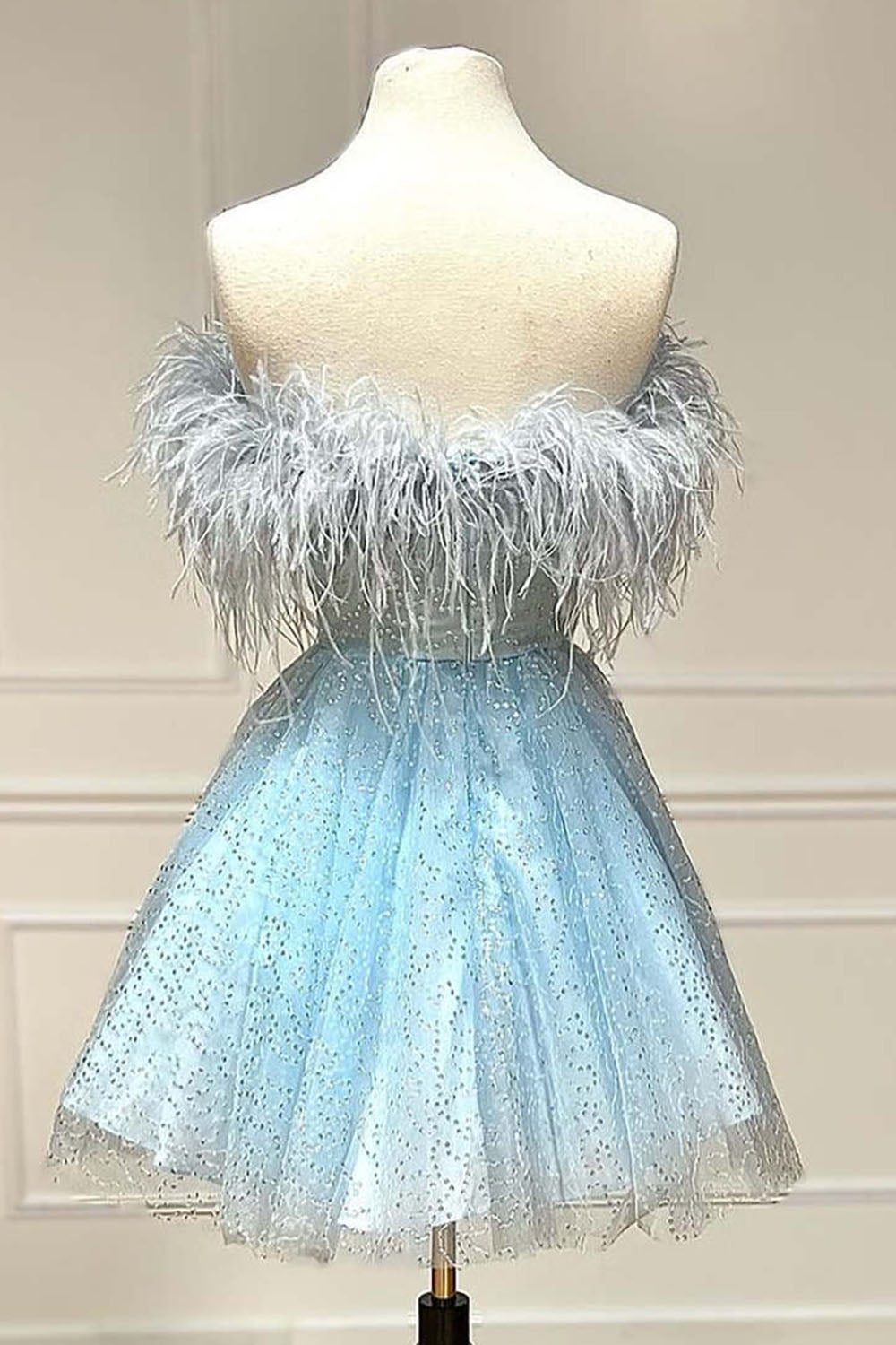 Black Homecoming Dresses A-Line Strapless Prom Dress with Feathers