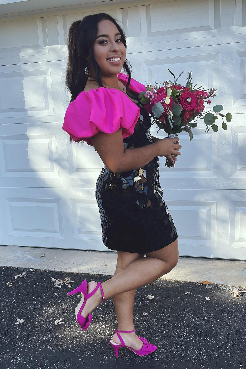 Black Homecoming Dresses Mirror Tight Short Cocktail Dresses With Puff Sleeves