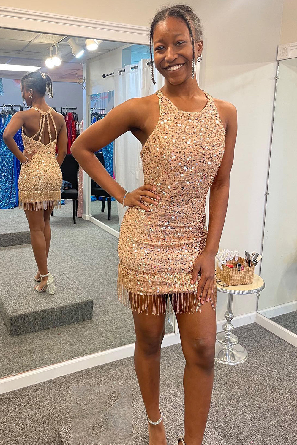 Black Homecoming Dresses Sequined Tight Short Cocktail Dresses with Fringes