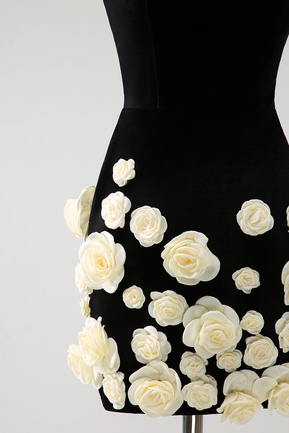 Black Homecoming Dresses Strapless Bodycon Short Cocktail Dresses with 3D Flowers