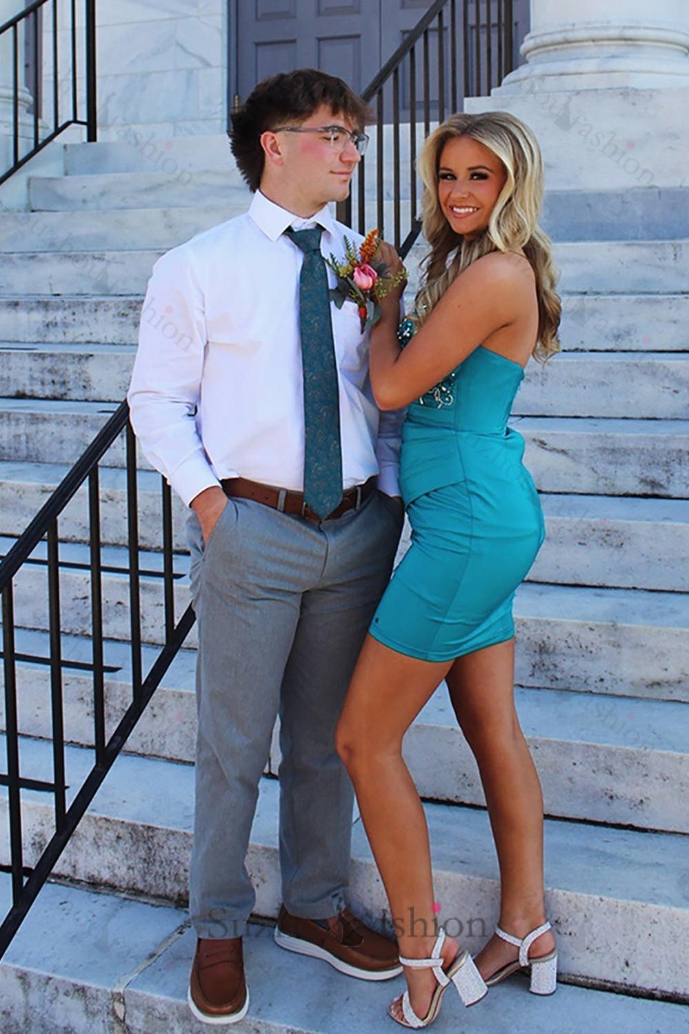 Black Tight Homecoming Dresses Spaghetti Straps Short Cocktail Dresses With Beading