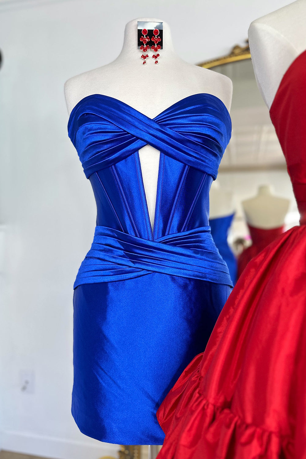 Blue Homecoming Dresses Corset Keyhole Tight Short Cocktail Dresses with Ruffles