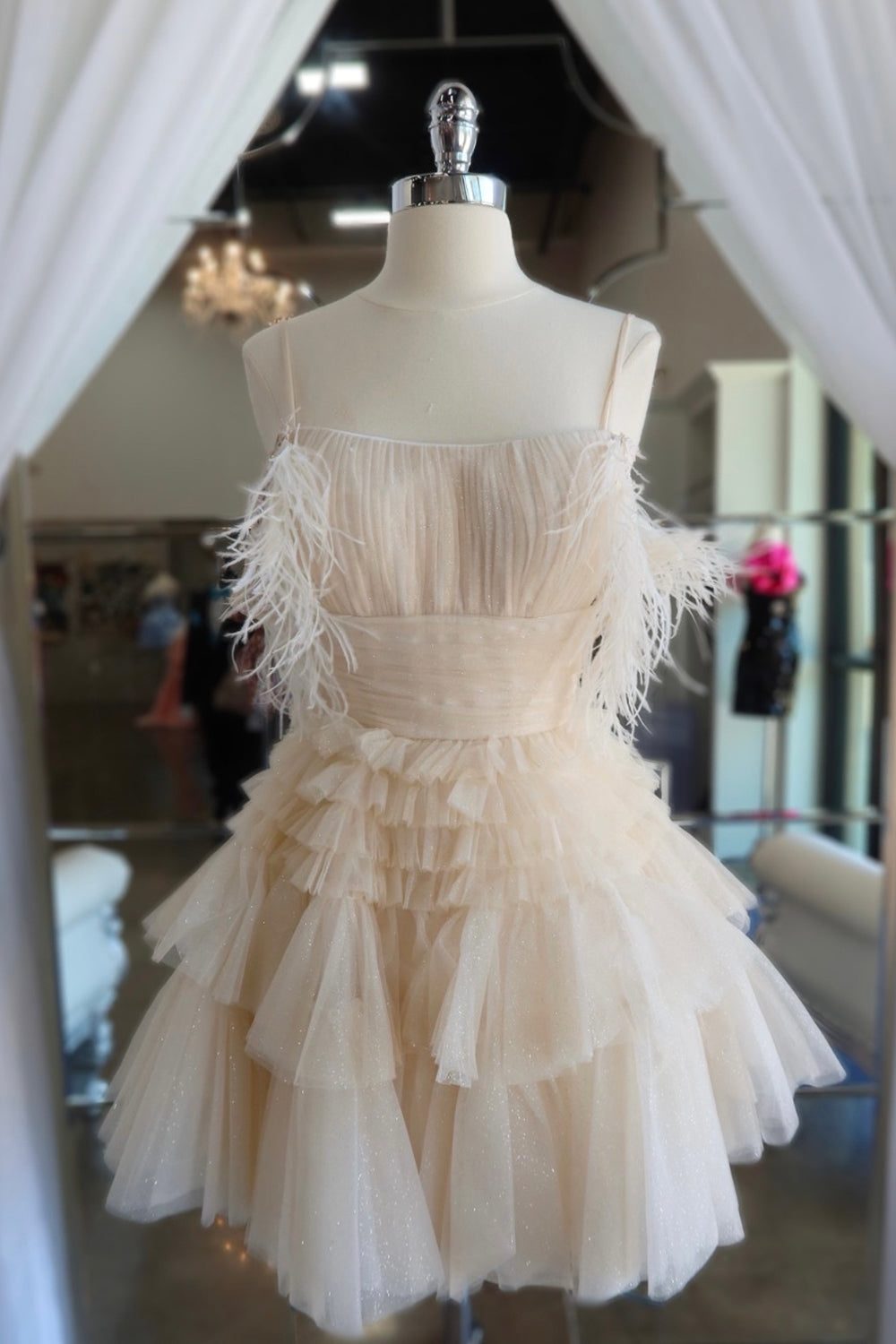 Blue Homecoming Dresses Ruffled Short Cocktail Dresses With Feathers