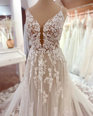 Boho Deep V-Neck Sleeveless Floral Lace Mermaid Wedding Dress Tulle Appliques