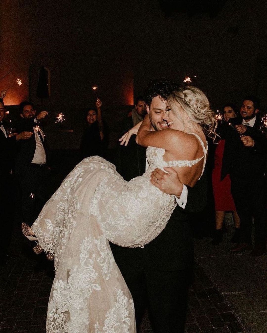 Boho Halter Mermaid Wedding Dress for Women with Floral Lace Appliques