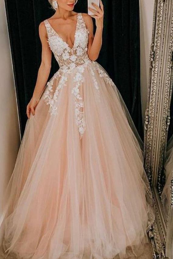 Boho Plus Size A-Line Wedding Dress V-Neck Lace Tulle Straps Bridal Gowns On Sale