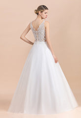 Boho V-Neck Lace Wedding Dress | Tulle Appliques Sleeveless Bridal Gowns