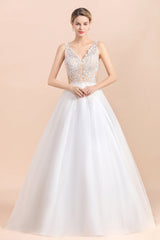 Boho V-Neck Lace Wedding Dress | Tulle Appliques Sleeveless Bridal Gowns