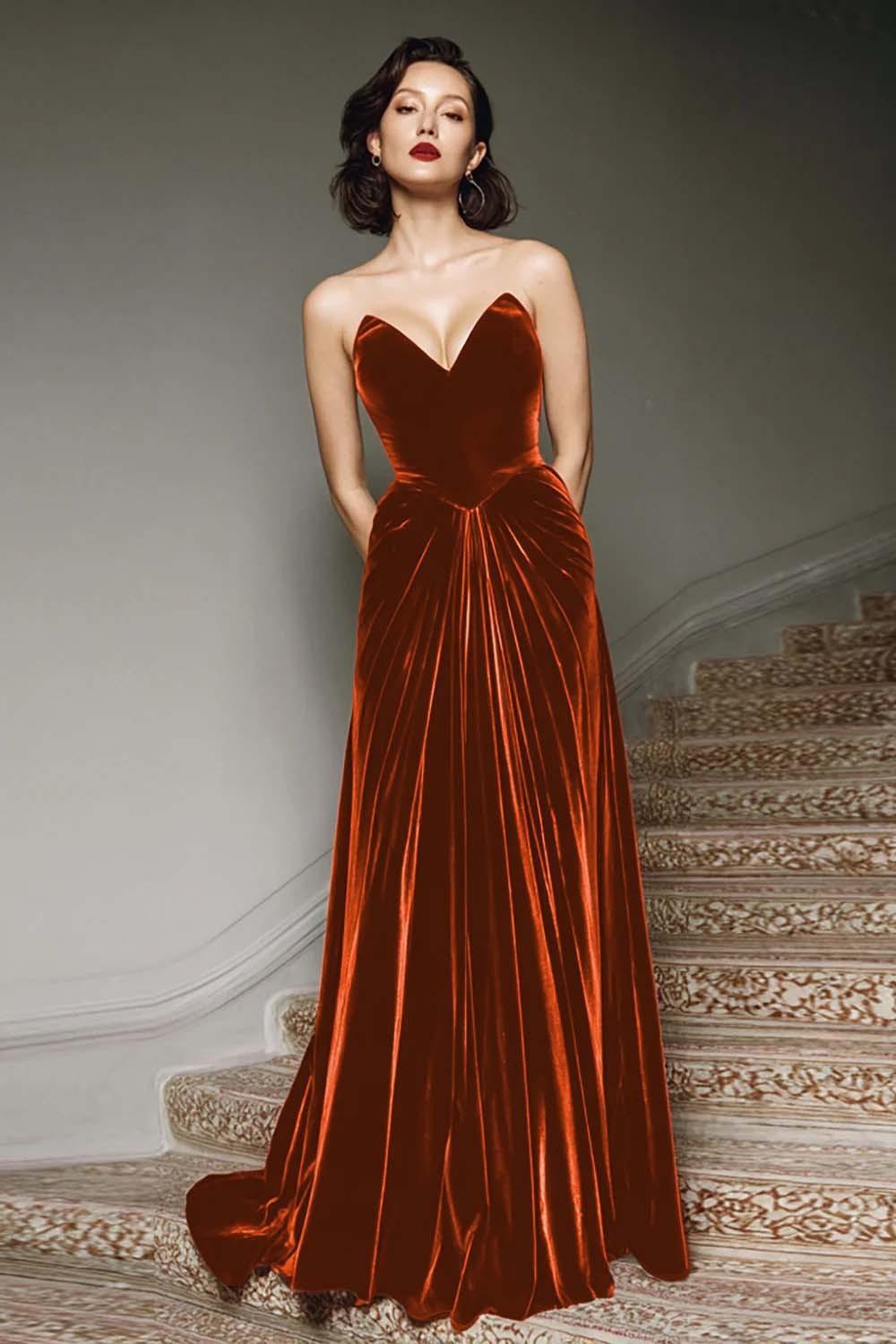 Burgundy A-Line Sweetheart Maxi Velvet Prom Dress