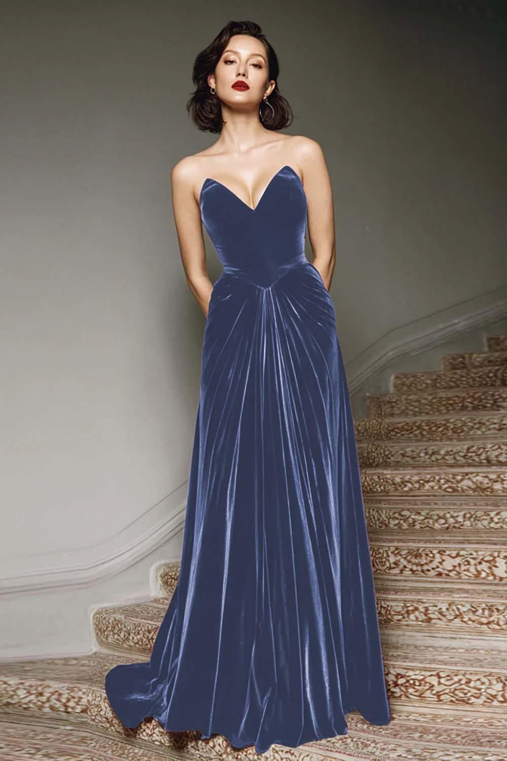 Burgundy A-Line Sweetheart Maxi Velvet Prom Dress