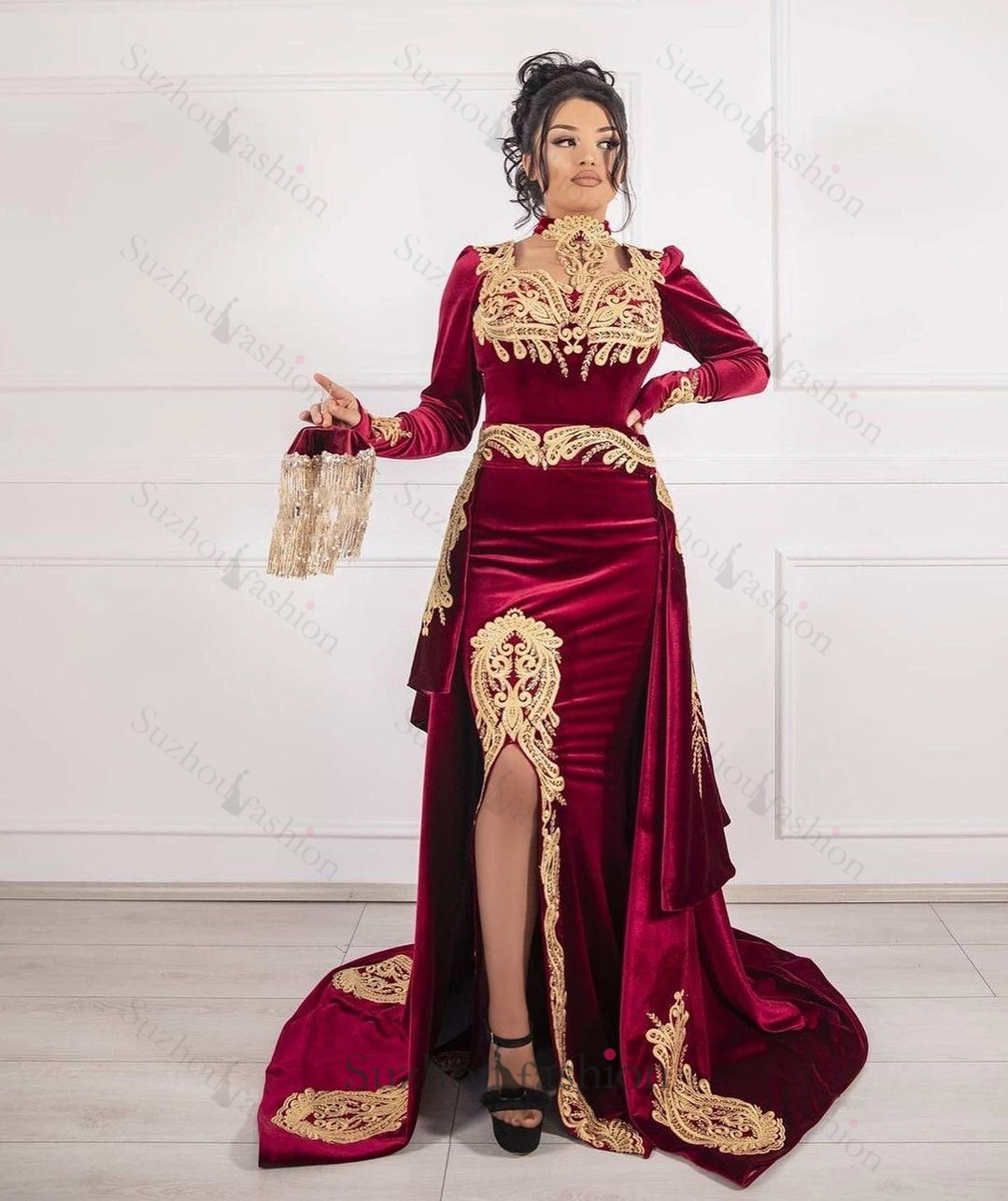 Burgundy Velvet Christmas Party Dress Lace Appliques Long Sleeve Formal Dress With Detachable Train