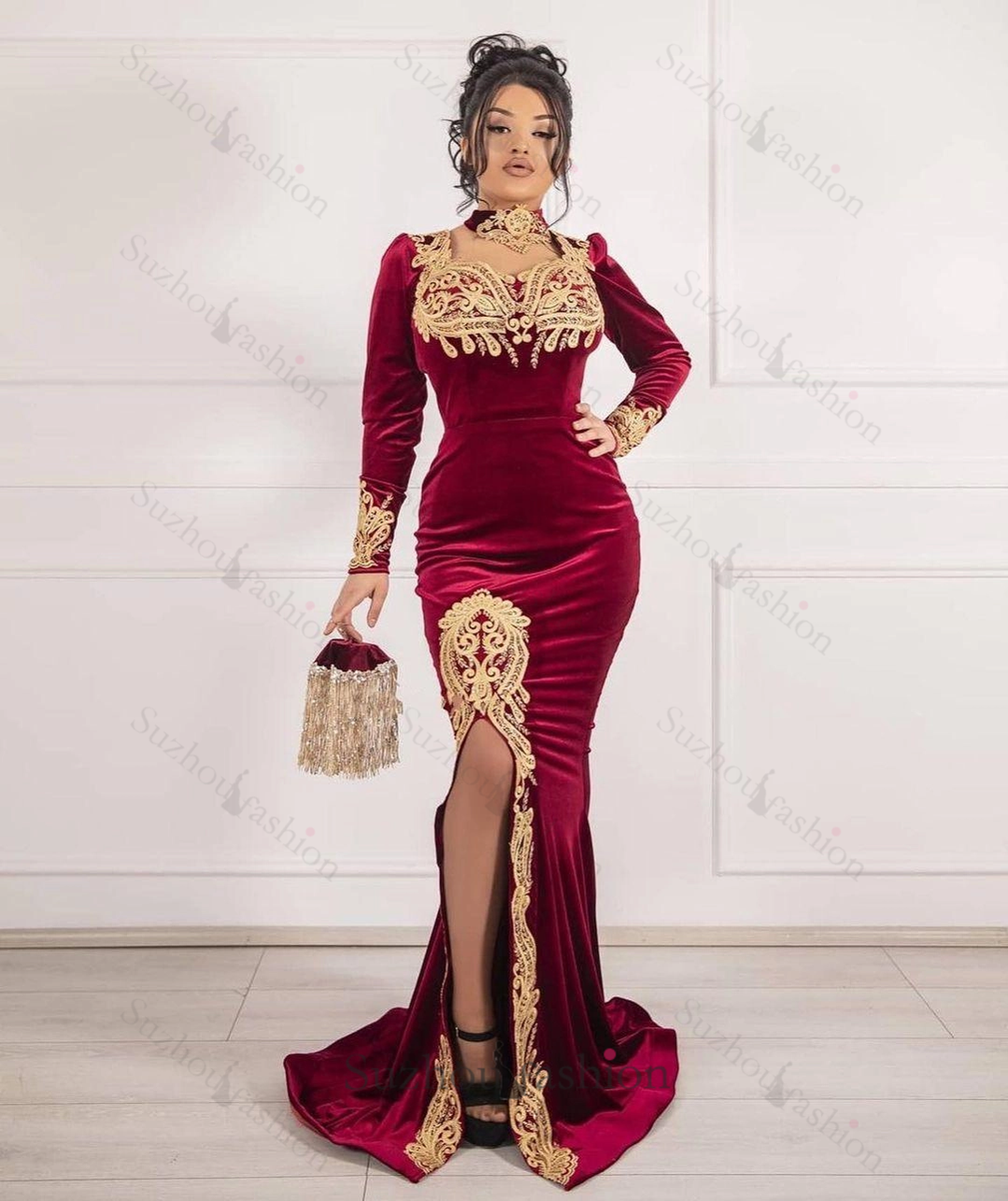 Burgundy Velvet Christmas Party Dress Lace Appliques Long Sleeve Formal Dress With Detachable Train