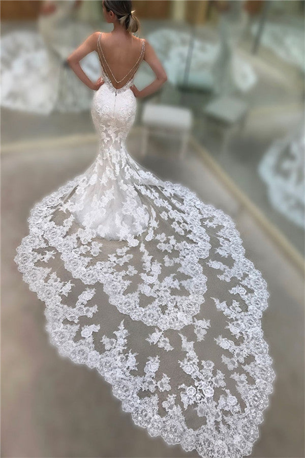 Cathedral Lace Train Backless Wedding Dresses V-neck Spaghetti Straps Sheath Bridal Gowns