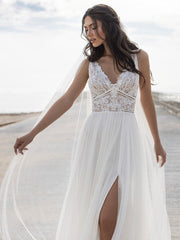 Charming V Neck A-Line Chiffon Tulle Lace Split Beach Wedding Dresses