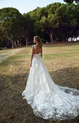 Charming V-Neck Flroal Sleeveless Aline Beach Wedding Dress