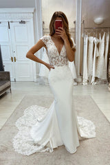 Charming V-Neck Lace Sleeveless Mermaid Bridal Dresses Long On Sale