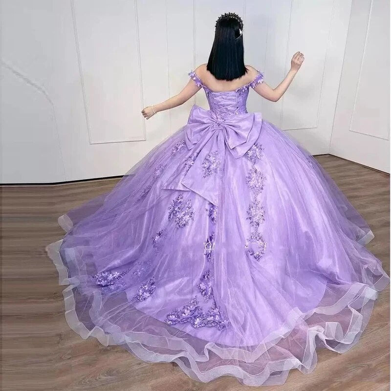 Chic Ball Gown Off Shoulder Beaded 3D Flower Appliques Bow Knot Lilac Tulle Quinceanera Dress For Sweet 16