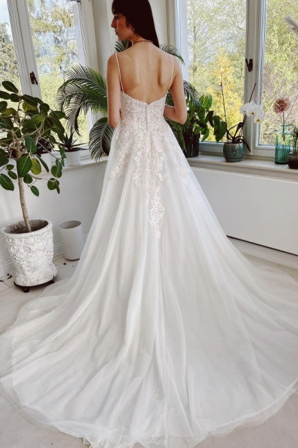 Chic Garden Spaghetti Straps A-Line Lace Bridal Gowns